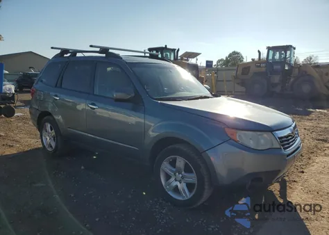 2010 Subaru Forester 2.5X Limited из США, поврежденный, VIN JF2SH6DC4AH701900